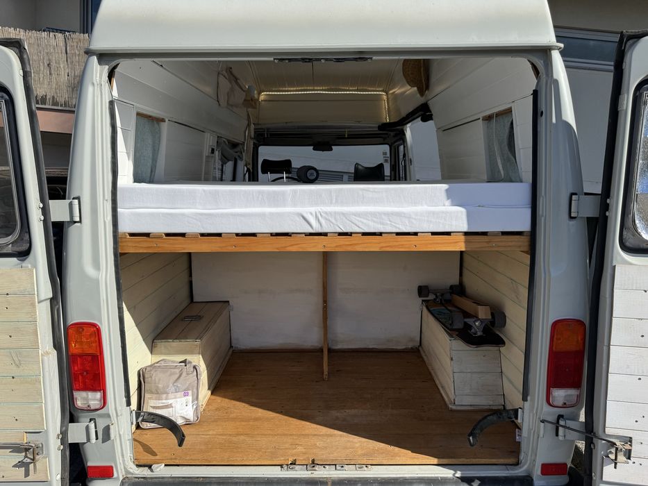 Autocaravana Mercedes 207D