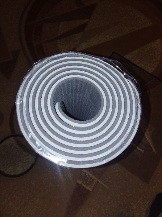 Коврик для йоги сірий. 6мм. 61см 183см.