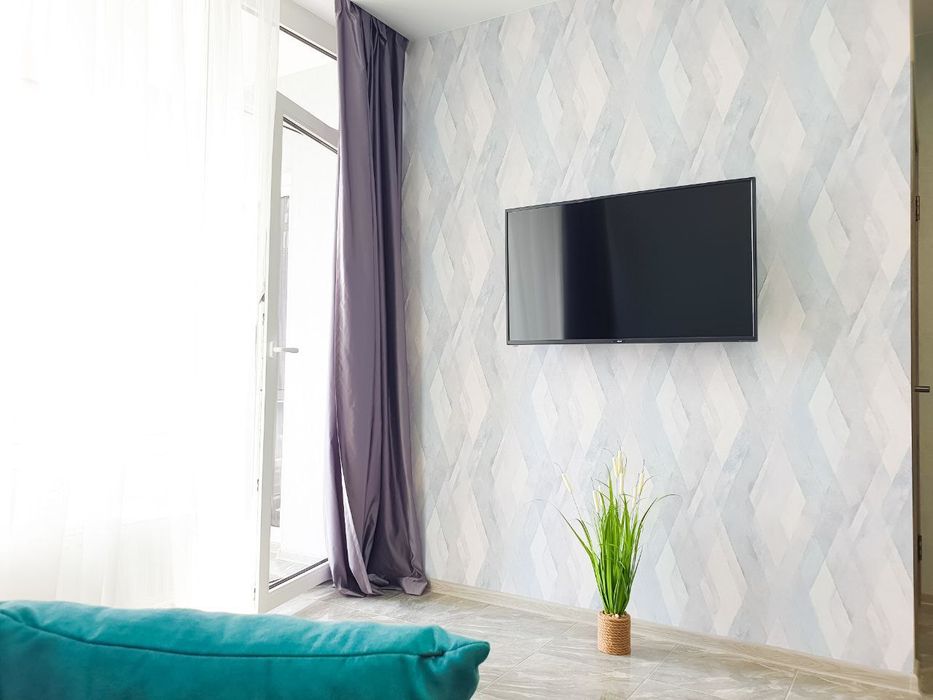 ДОМ НА ГЕНЕРАТОРЕ. ЖК Севен, Днепропетровская набережная 18А, Осокорки