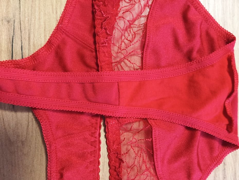 Majtki, stringi. Nowe
