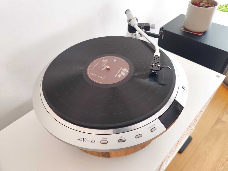 JVC Victor TT 81 Gira-Discos + Denon DA 307 + Goldring 900