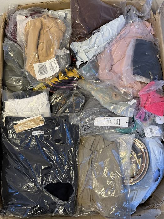 30 szt ubrań + dodatki + markowe buty, box odzieży