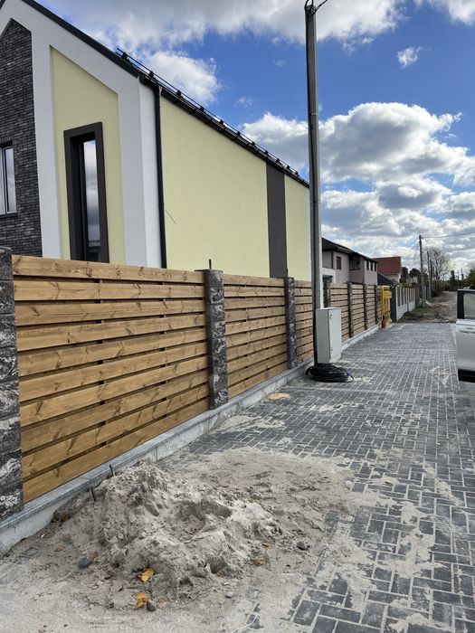 Новий таунхаус біля 3-ї школи в Бучі єОселя, постанови - ТАК