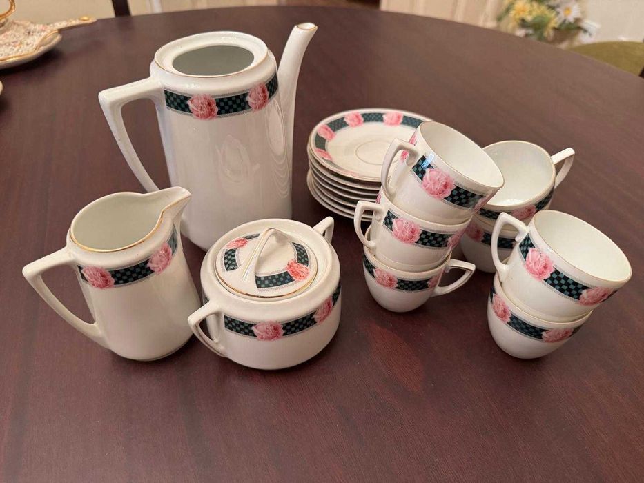 1970s Porcelain Coffee Set, Vista Alegre
