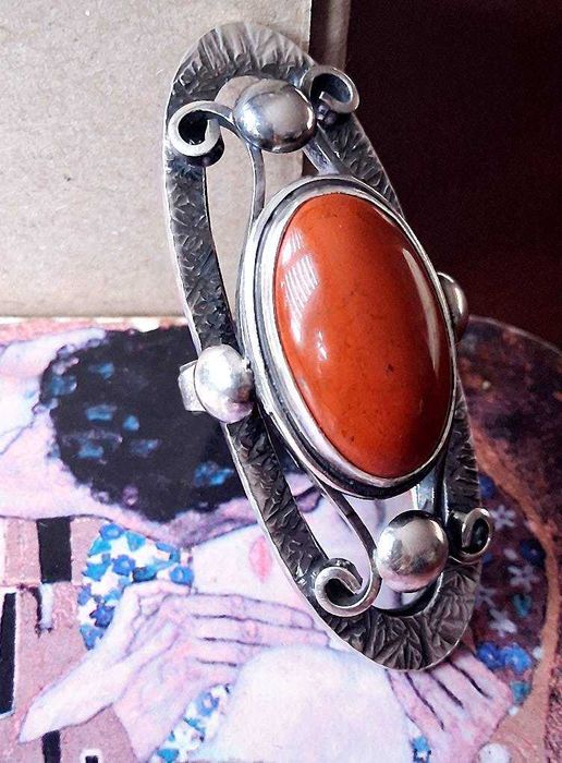 Pierścionek srebrny autorski z kamieniem (jaspis).