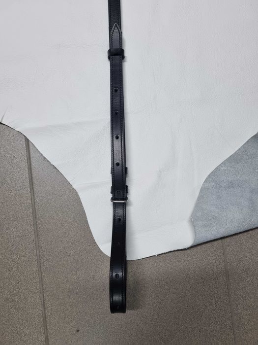 Napierśnik z wytokiem. Czrny rozmiar cob . Nowy