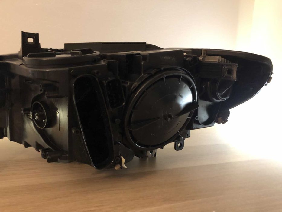 Farol BMW Série 4 F32 /F33 /F36 - Xenon Direito