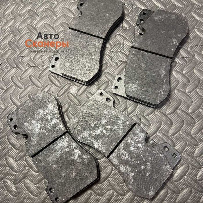 Колодки тормозные передние M2/M3/M4 (G80, G82, G87) 34 10 809 3705