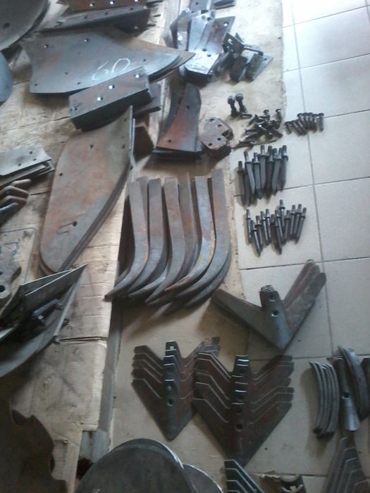 Леміш.лемех предплужника на плуг ПЛН.отвал.відвал.полиця.сошник СЗ