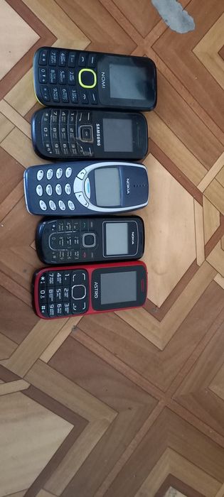 Два телефона Nokia 216 на дві сімки в рабочем состоянии