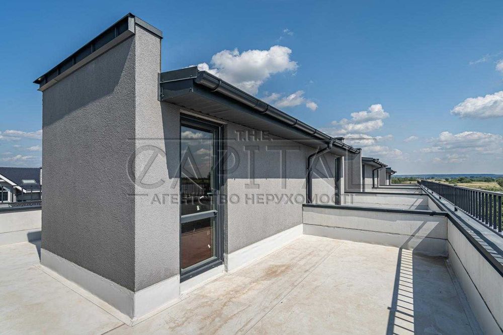 Продаж будинку Осокорки з виходом до озера