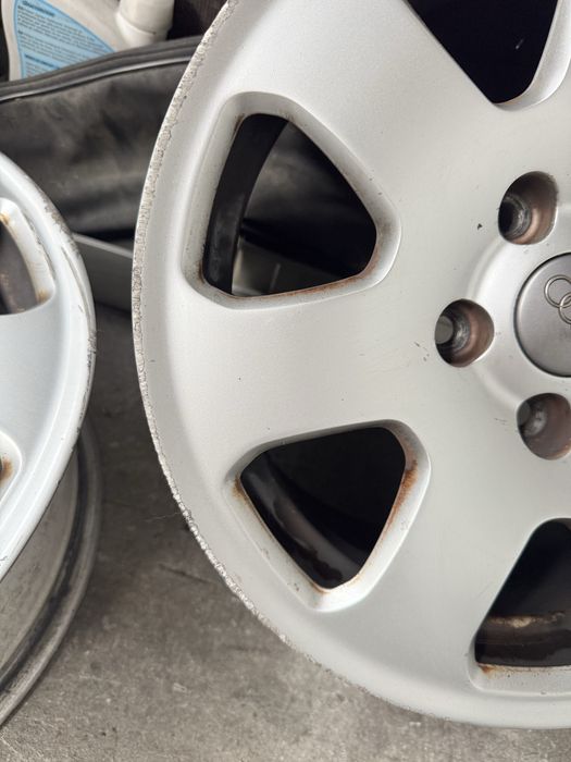4 Jantes Originais Audi 15” 5x112 ET39 + 2 Pneus Michelin