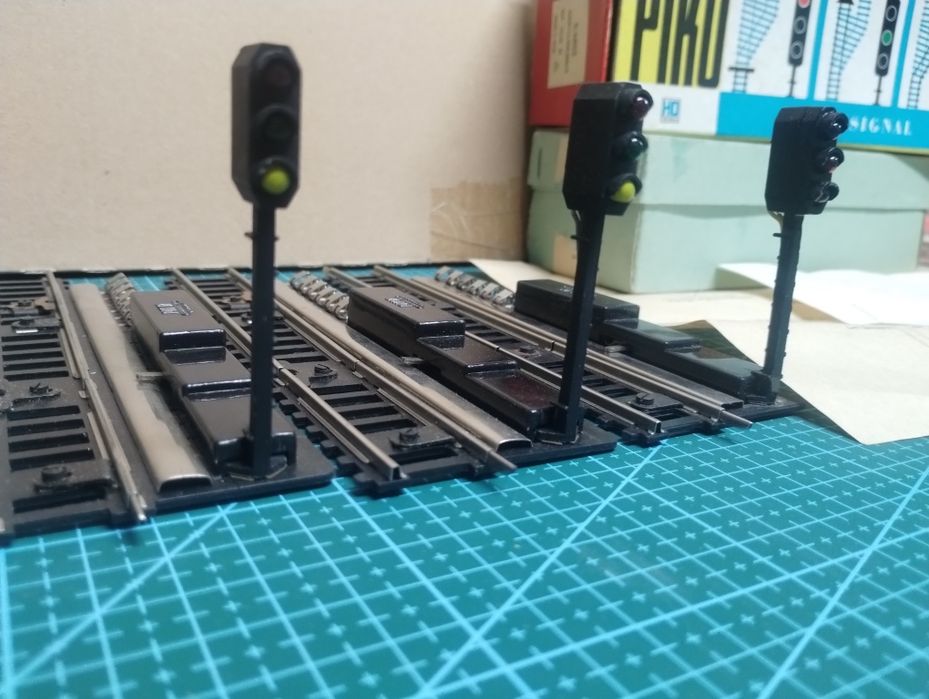 Sygnalizatory Piko 3szt. nowe H0 1:87