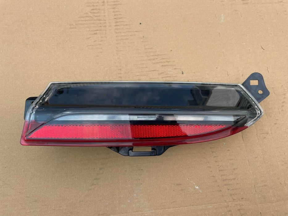 Ліхтар лівий нижній Tesla 3 Highland 1712513-00-d 2024- Tesla m3 фонарь оригінал