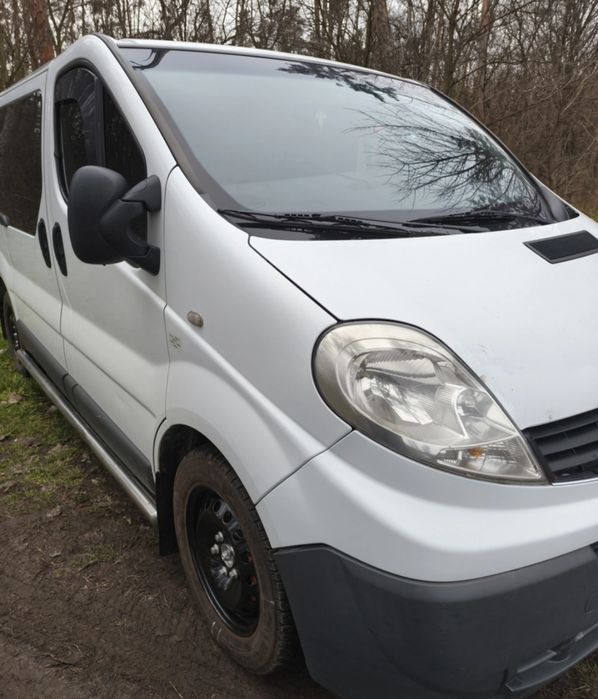 Продається машина Рено трафік