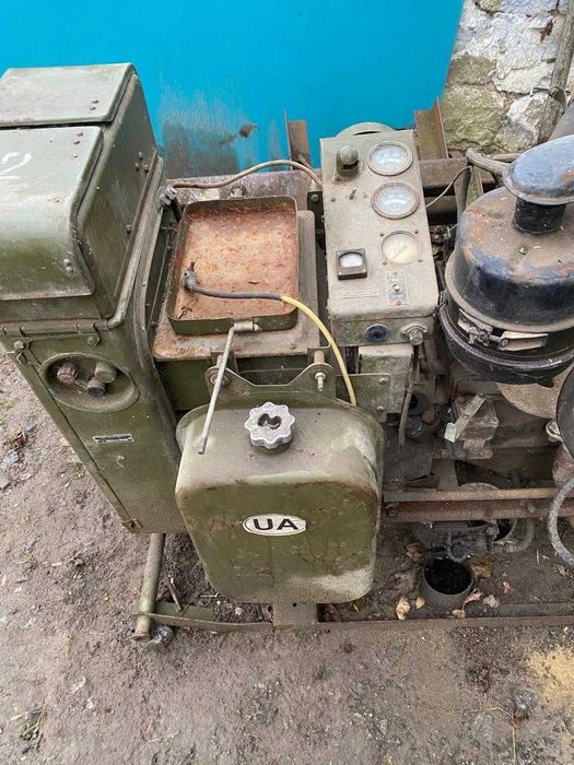 Генератор  АБ 8 М