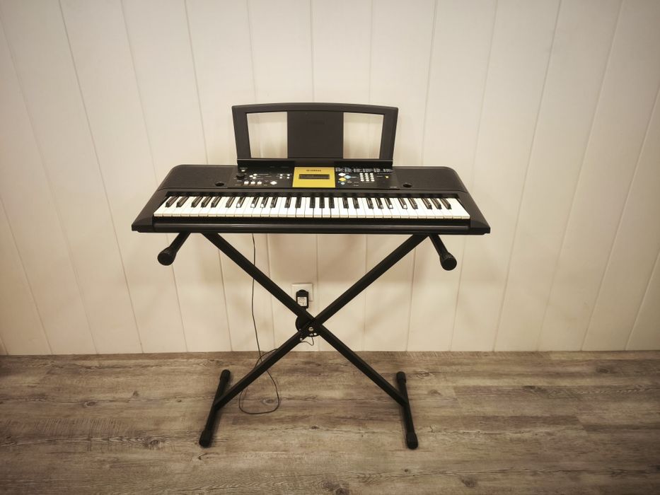 Teclado/piano/órgão Yamaha