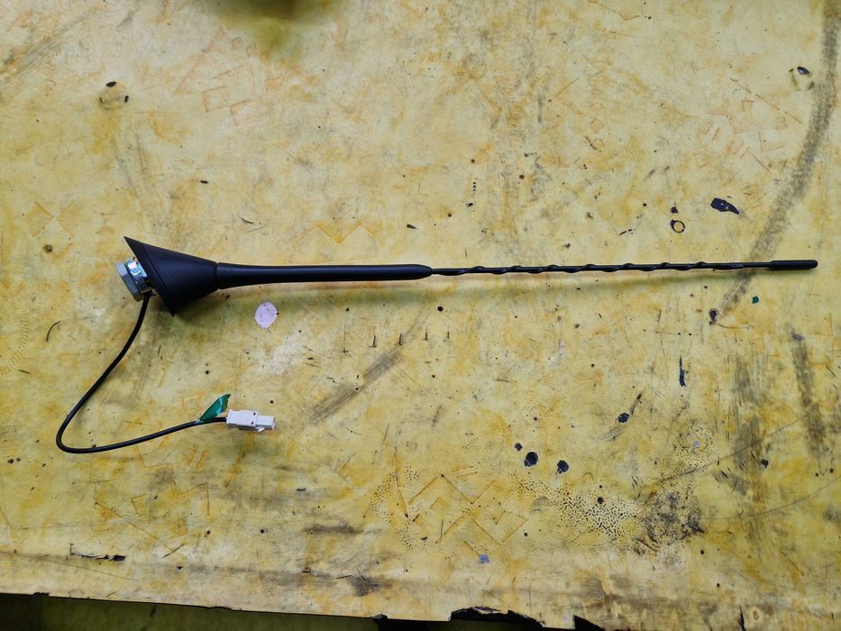 Antena Dachowa Vw Audi Seat Skoda 5L0.035.501