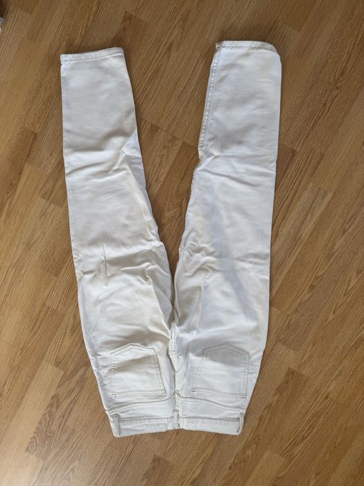 Нові джинси s MNG