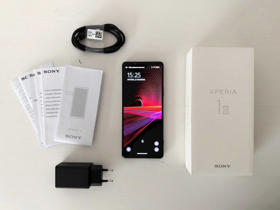 Sony Xperia 1 III 12/256 mark 3 smartfon + ładowarka