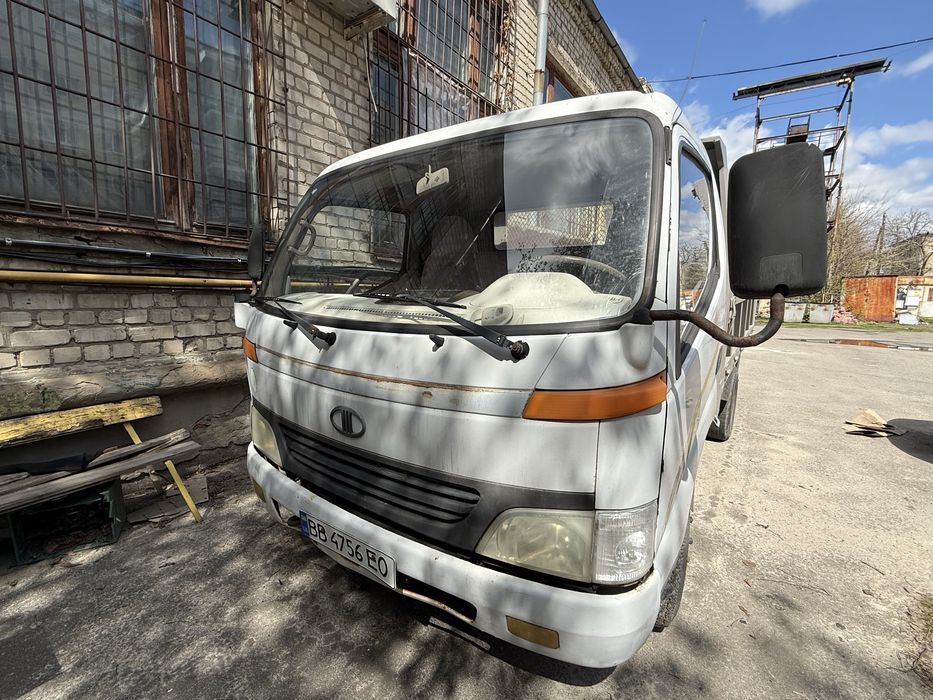 Продам самосвал Китай Mudan 2008 мех 4.2 гарний стан , нові акб , мастило та інше ТО вчасно малий пробіг Обмін  відтермінування вантажопідєм до 5 тонн