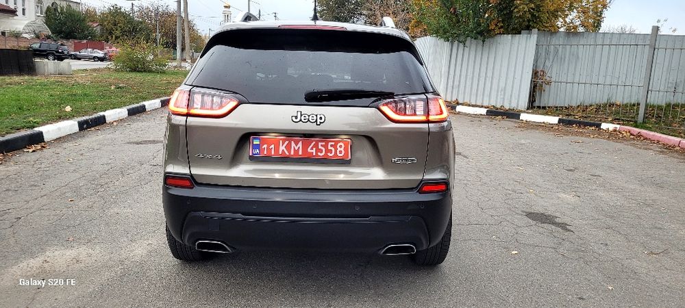 Jeep Cherokee Latitude Lux 2021 3.2 AWD