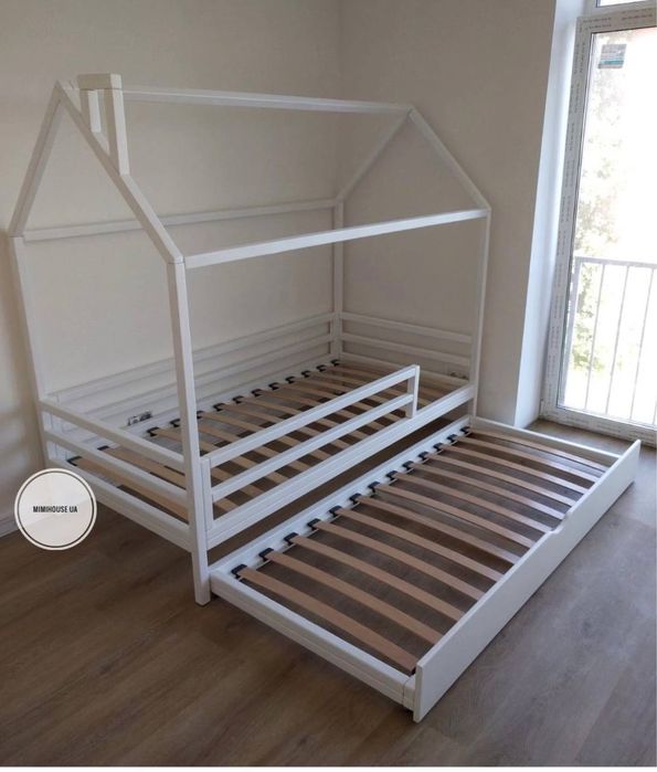 Ліжко дитяче будиночок