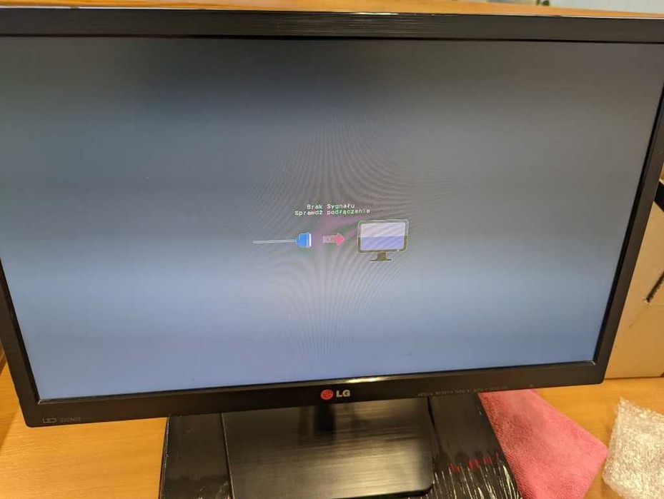 Monitor LG Flatron 22EN33S-B