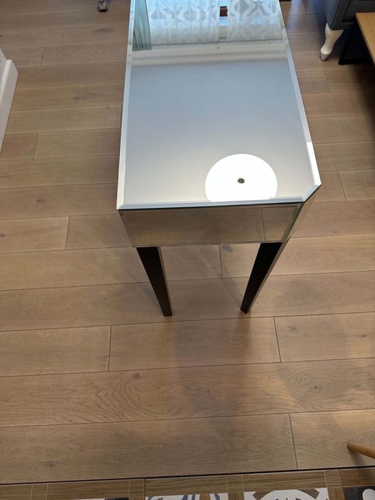 Konsola BoConcept Lustrzana