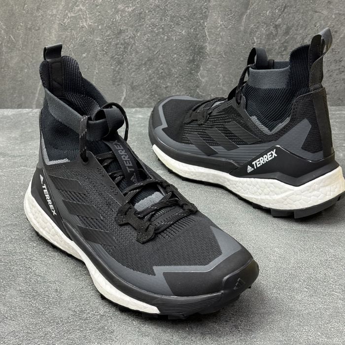 ОРИГІНАЛ 100% Кросівки адідас Adidas GY8920 /39р.