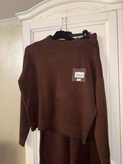 Теплий коричневий костюм (светр + штани)