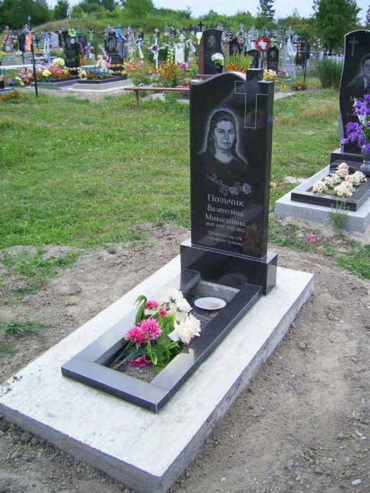 Изделия из гранита,памятники