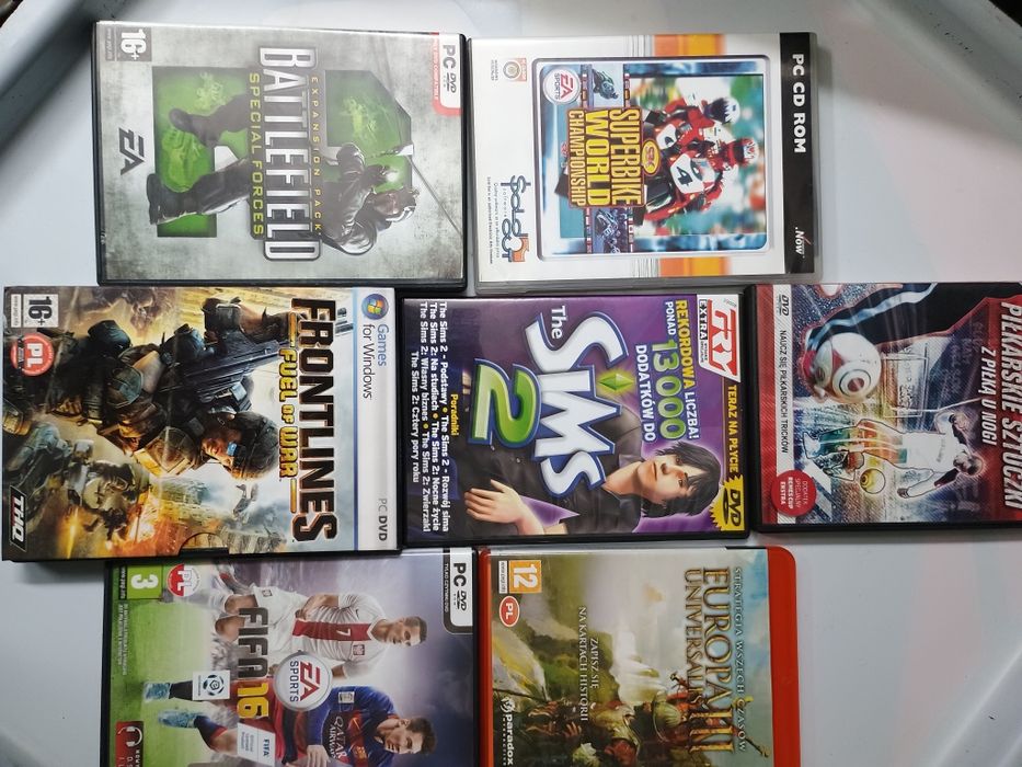 Gry PC komputerowe cena za komplet