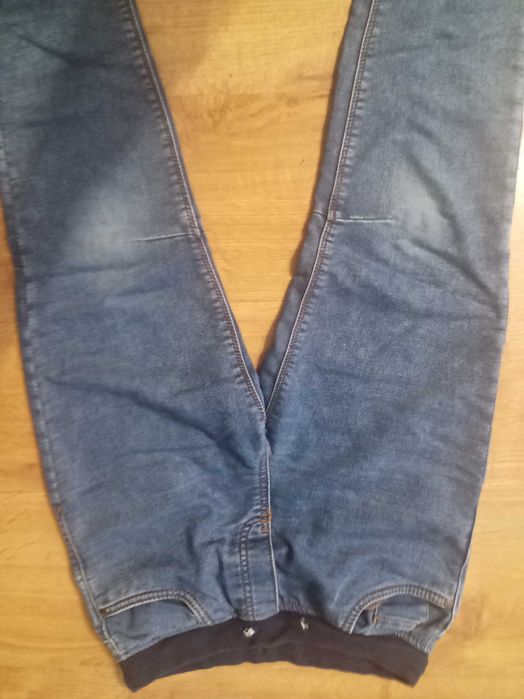 Spodnie jeansowe