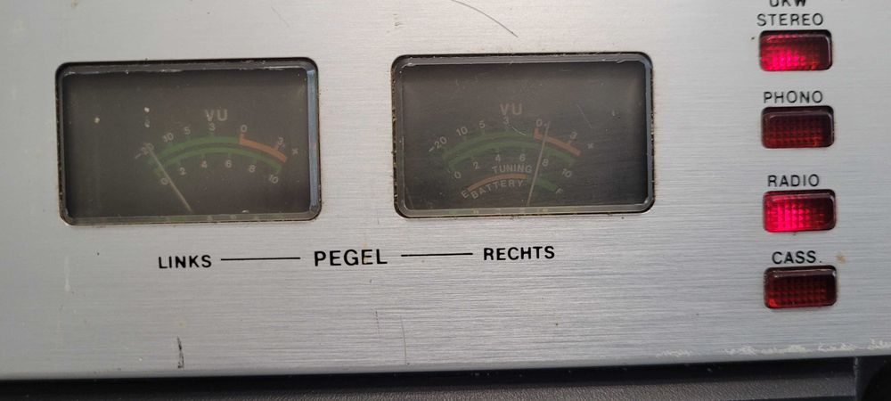 Radiomagnetofon Sanwa 7065