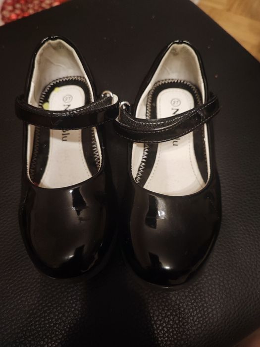 Buty lakierki Nelly Bue