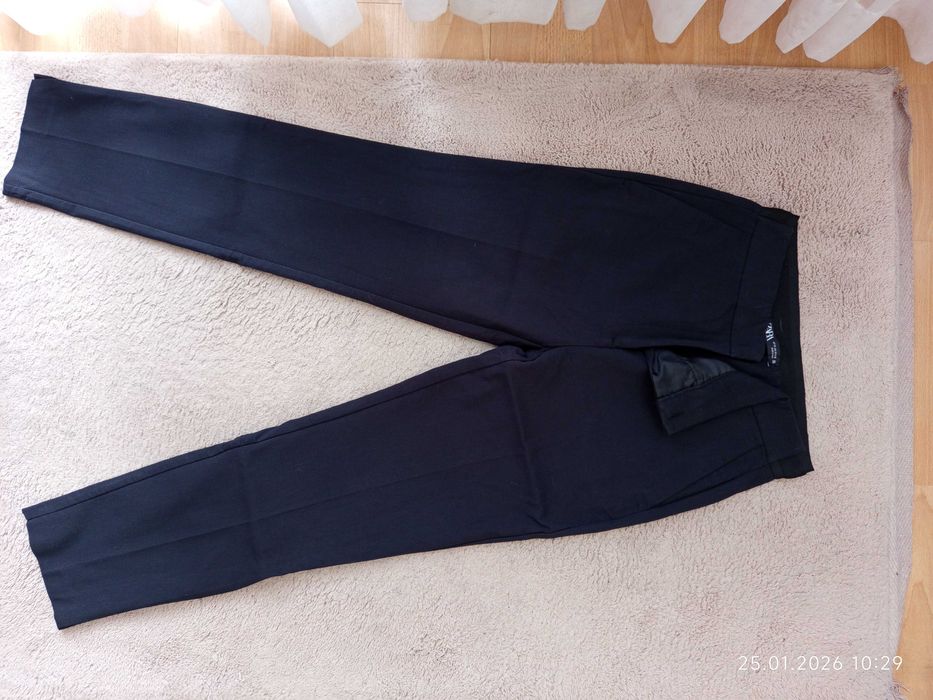 Spodnie,cygaretki damskie Zara 38,czarne