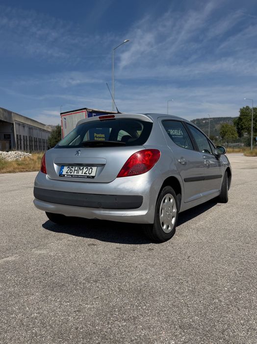 Peugeot 207 — fotografia 3