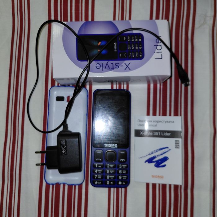 Мобільний телефон "Sigma" X-stile 351 Lider (на запчастини)