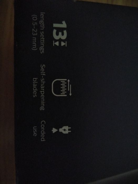 Máquina de cortar cabelo e barbear Philips