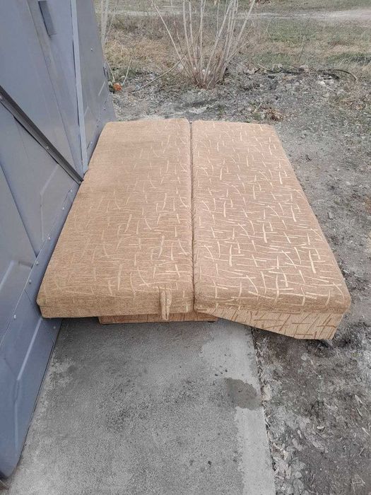 Диван-еврокнижка