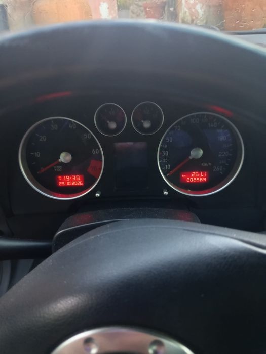 Audi TT de 2001 tracção as 4 e 225cv