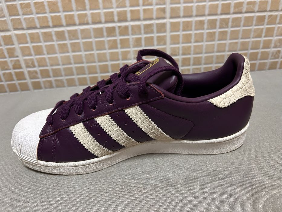 Dapatilhas Adidas mesmo como novas