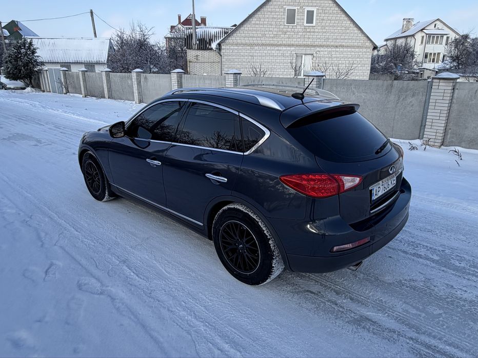 Продам Infinity EX35 AWD газ/бензин  максимальна ідеальний стан!