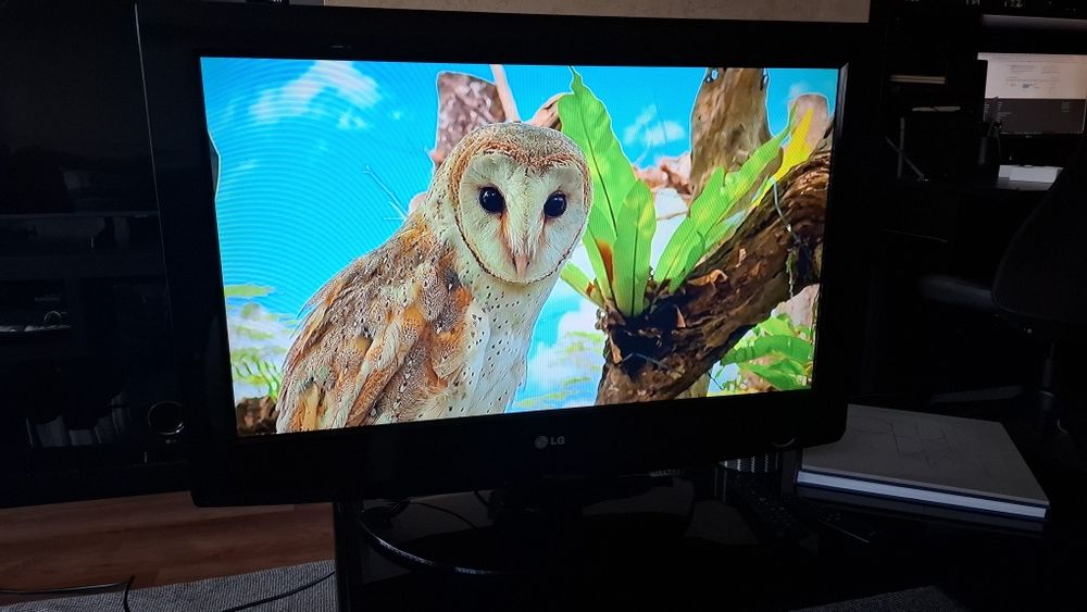 Tv 32 oferta Chromecast para partilha de conteúdos mobile