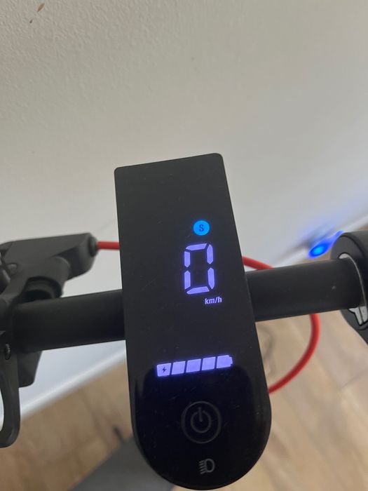 Trotinete xiaomi lite 4 (2 gen) em bom estado