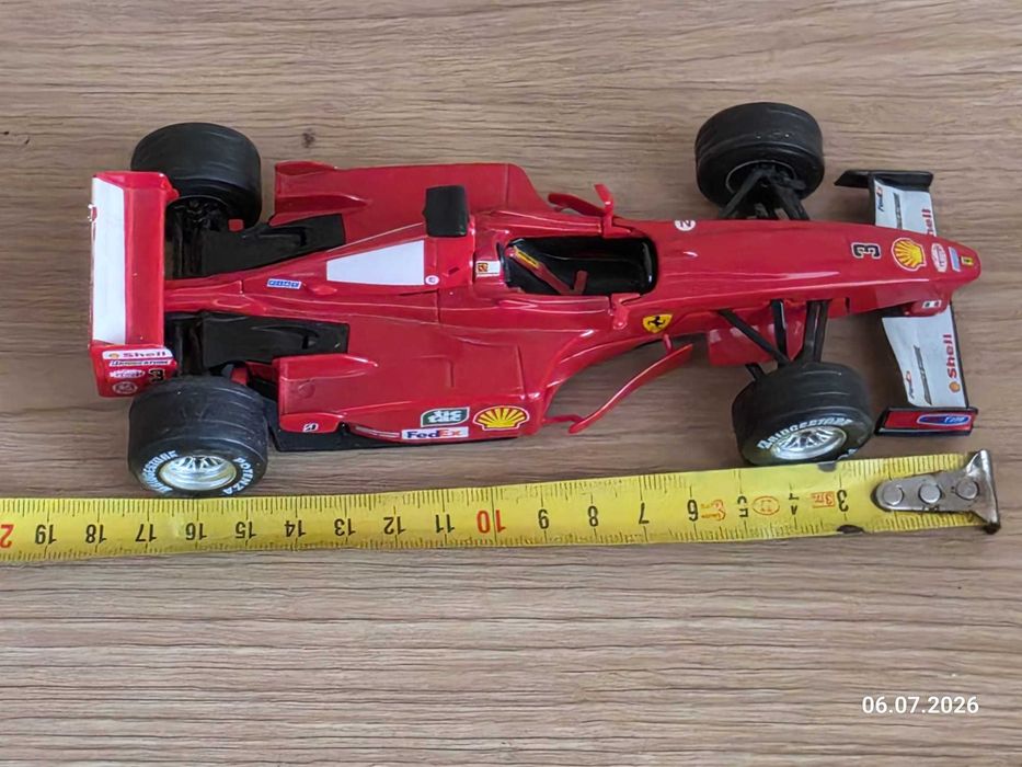 Bburago 1/24 - F1 Ferrari F300