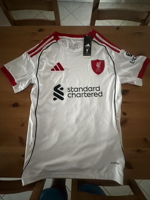 Camisola nova Liverpool