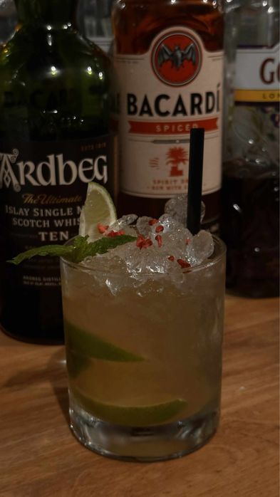 Usługi Barmańskie Barman  Mobilny bar alkohol drinki imprezy firmowe