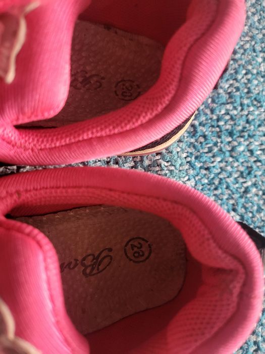 Buty dziewczęce adidaski